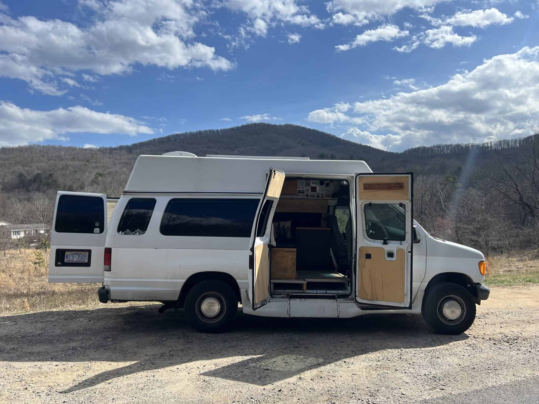 2006 Ford Econoline 2WD - Vanlife Trader