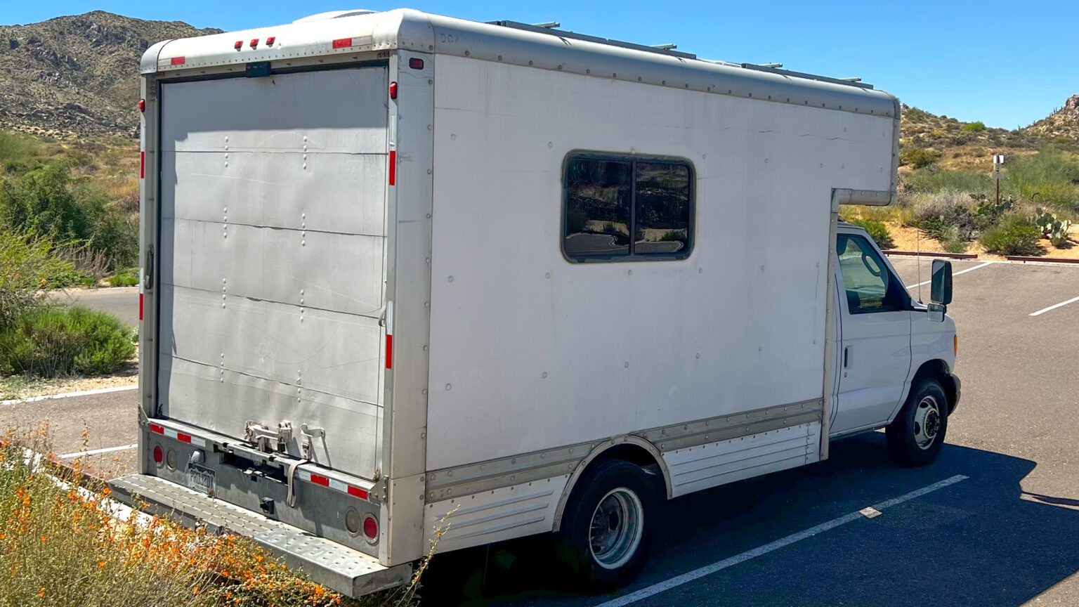 2006 Ford Uhaul Box Truck Conversion High Roof 2WD BUILD