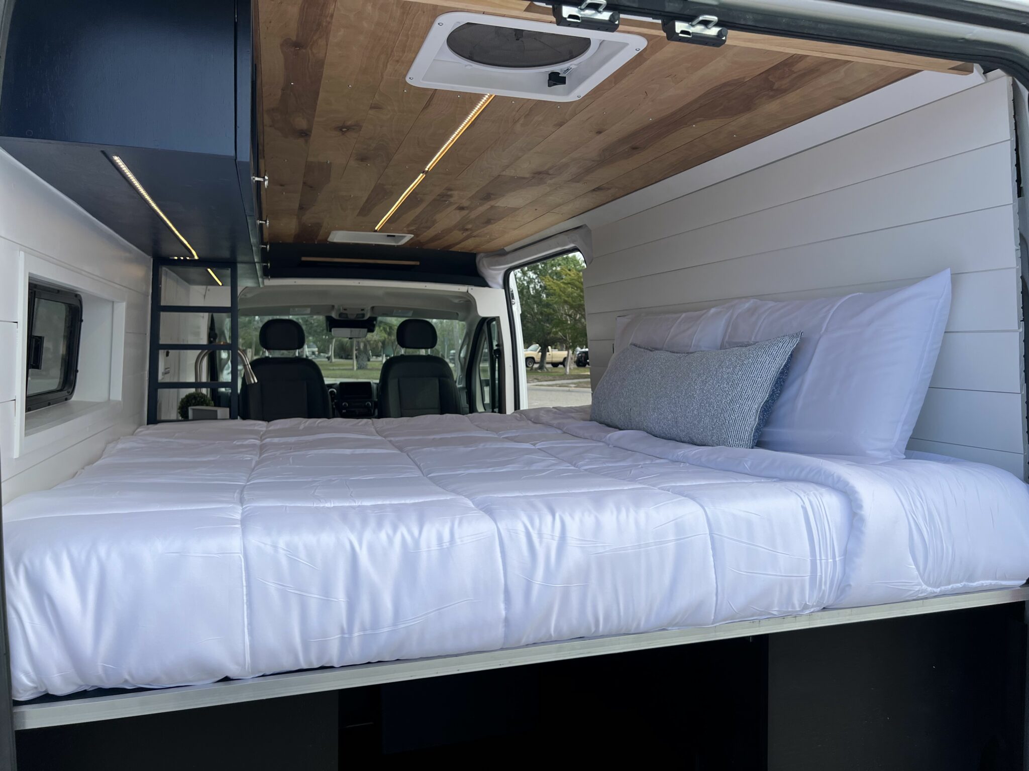 2022 RAM Promaster CUSTOM CONVERSION Toilet, AC, Heater, Showers