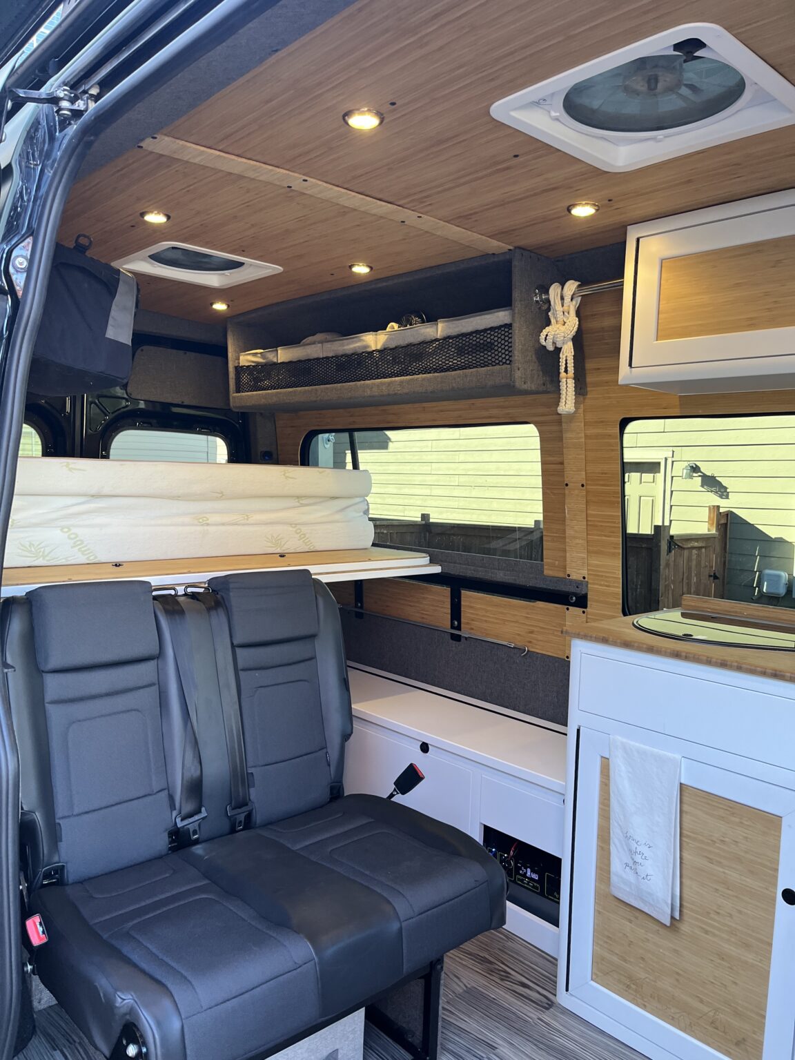 2020 Sprinter 4×4 (10,000 Miles) - Vanlife Trader