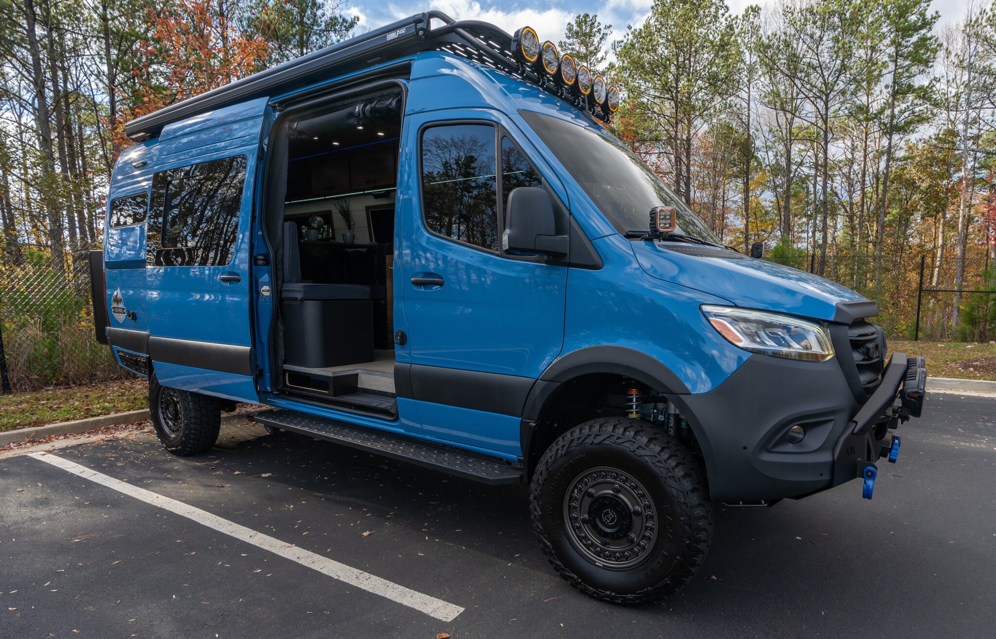 Netspend Model Vans The Summit Layout (Model Van Displayed) - Vanlife Trader