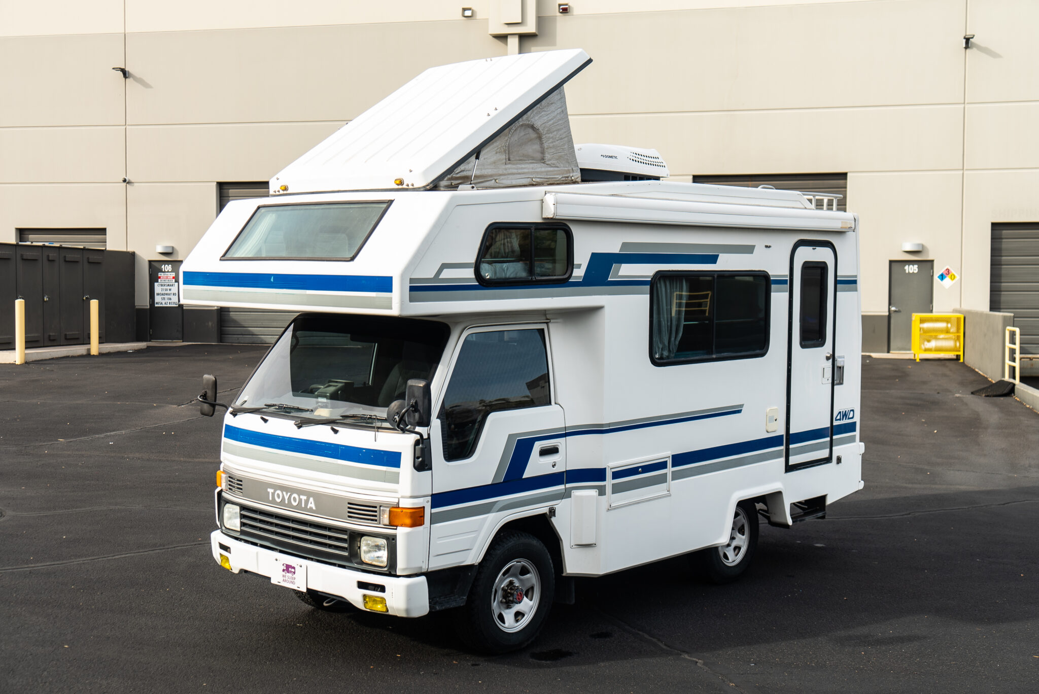 1993 Toyota Hiace 4WD Diesel RV Camper - Vanlife Trader