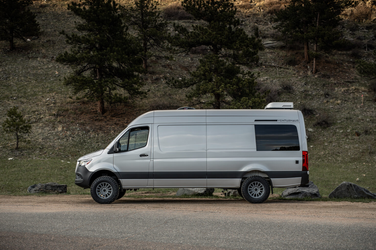 Sprinter Built MODULAR Mercedes Sprinter 4×4 New Build - Vanlife Trader