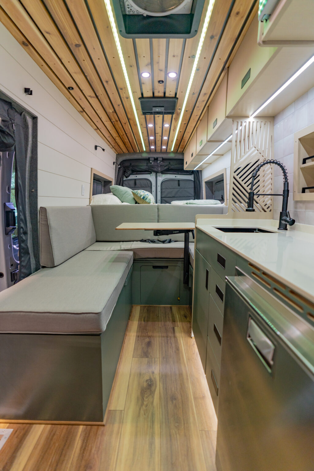 Summit Layout Val The Summit Layout (Model Van Displayed) - Vanlife Trader