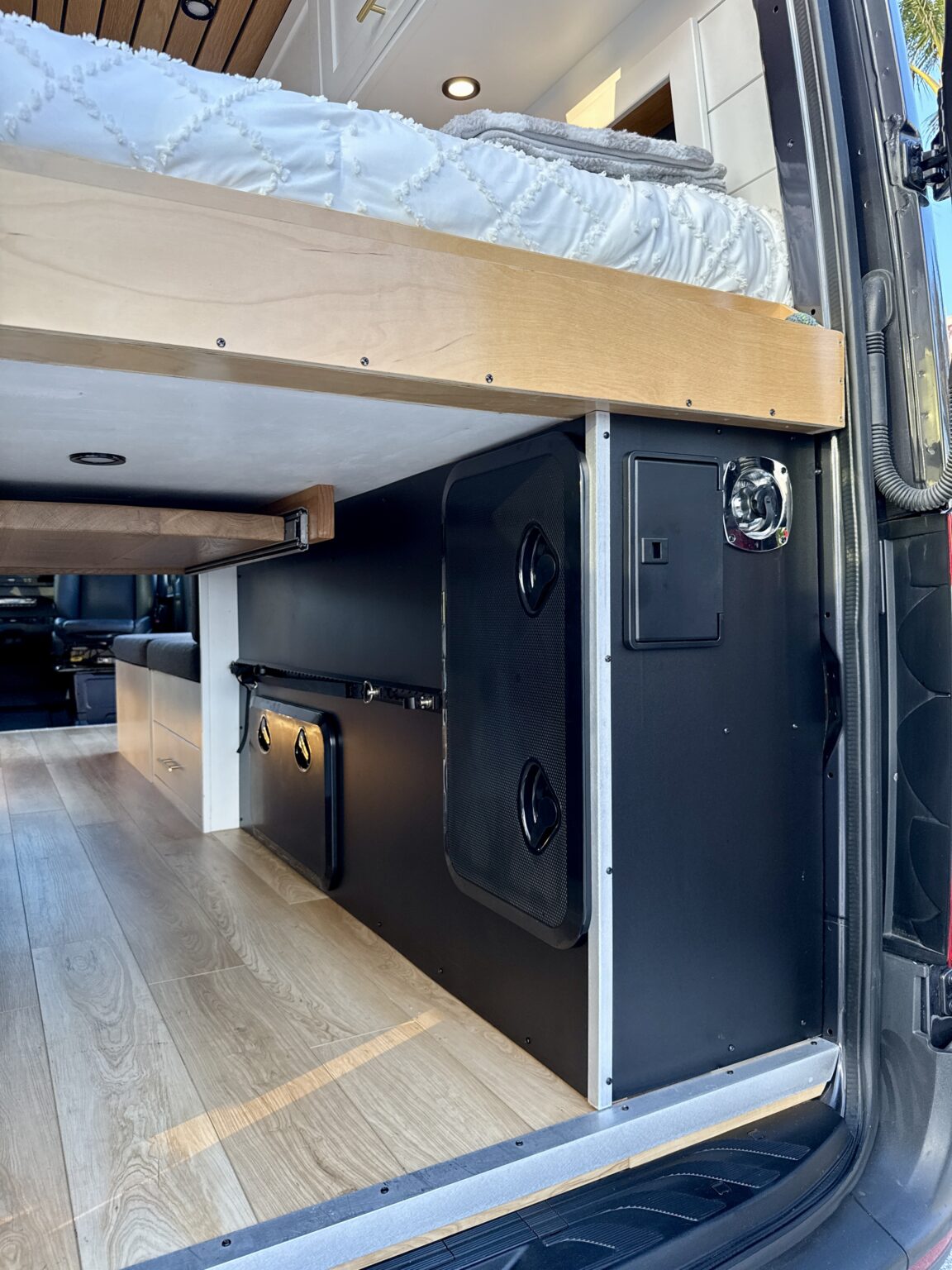 Photo inspiration: Gallery Detail: Mercedes Sprinter 170 4 4 Diesel Luxury Off Grid Camper